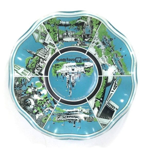 Vintage Walt Disney World Magic Kingdom Ruffled Glass Ashtray/Candy Dish - Picture 3 of 6